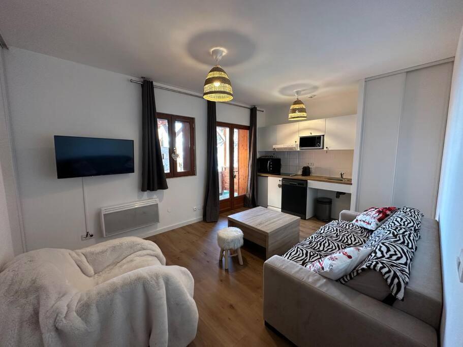 Superbe T2 Au Pied Des Pistes Apartamento Guillaumes Exterior foto