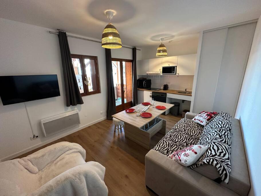 Superbe T2 Au Pied Des Pistes Apartamento Guillaumes Exterior foto